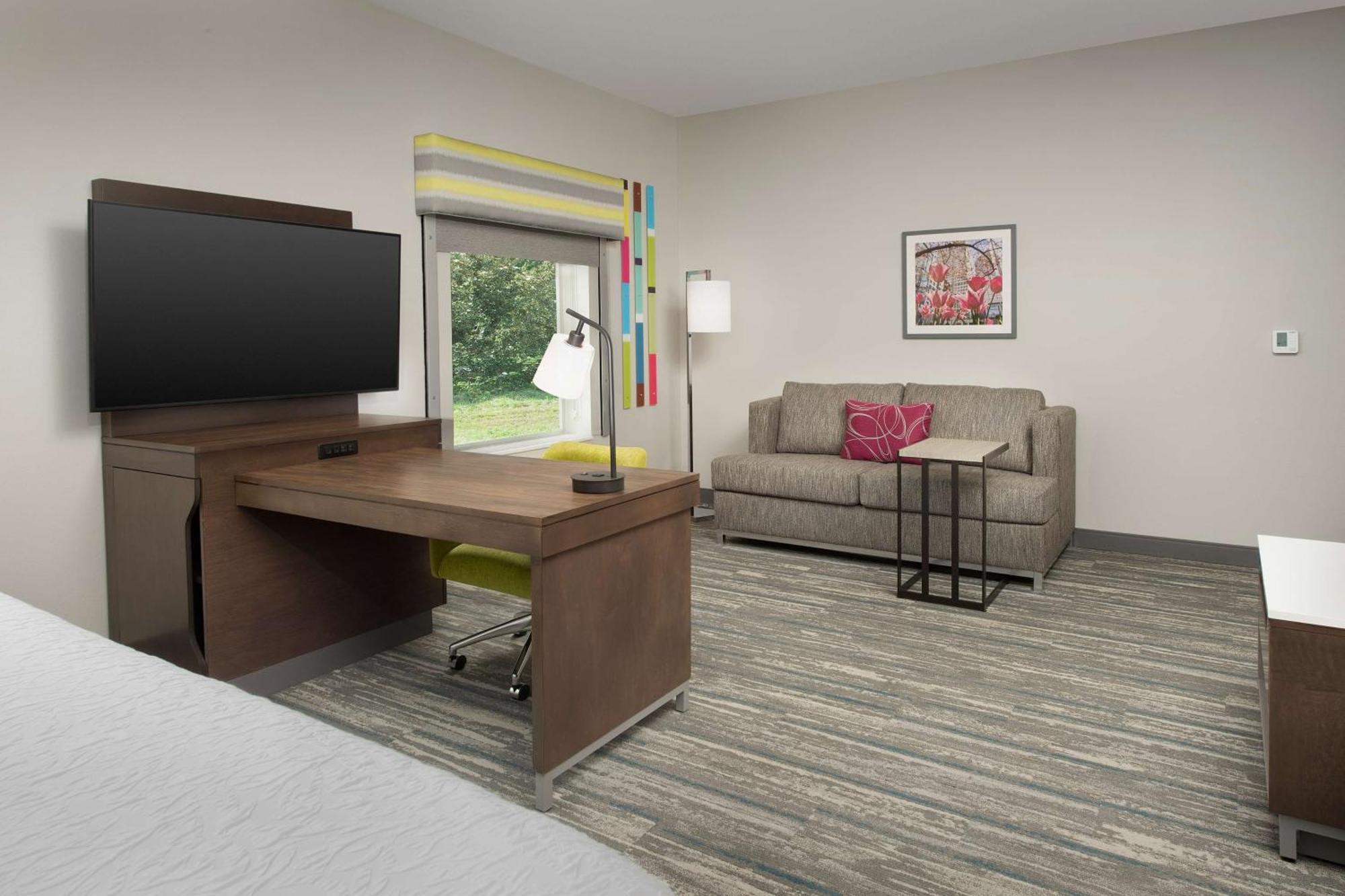 Hampton Inn & Suites Charlotte Airport Lake Pointe Εξωτερικό φωτογραφία