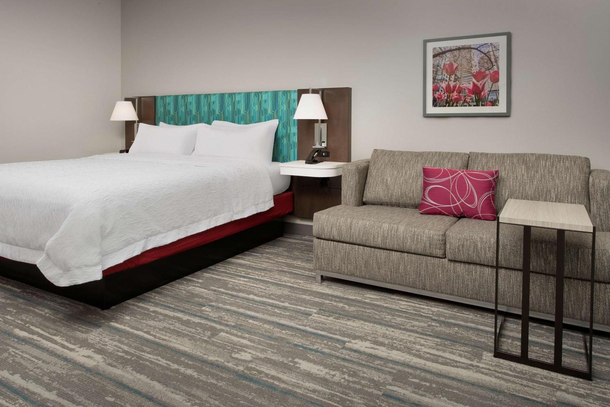 Hampton Inn & Suites Charlotte Airport Lake Pointe Εξωτερικό φωτογραφία